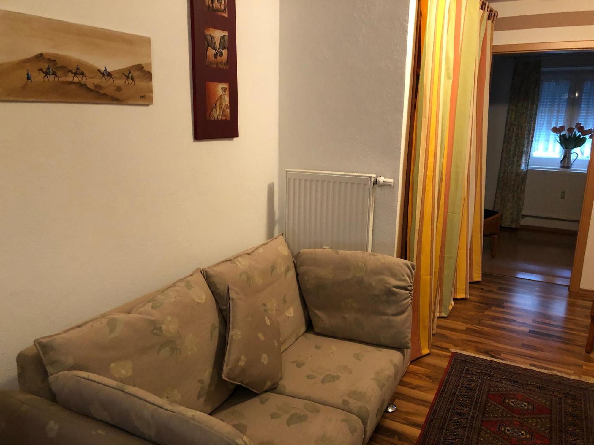 Schoene Ferienwohnung In Bahnhofsnaehe Fuer Urlaub, Studium Oder Arbeit Deggendorf Buitenkant foto