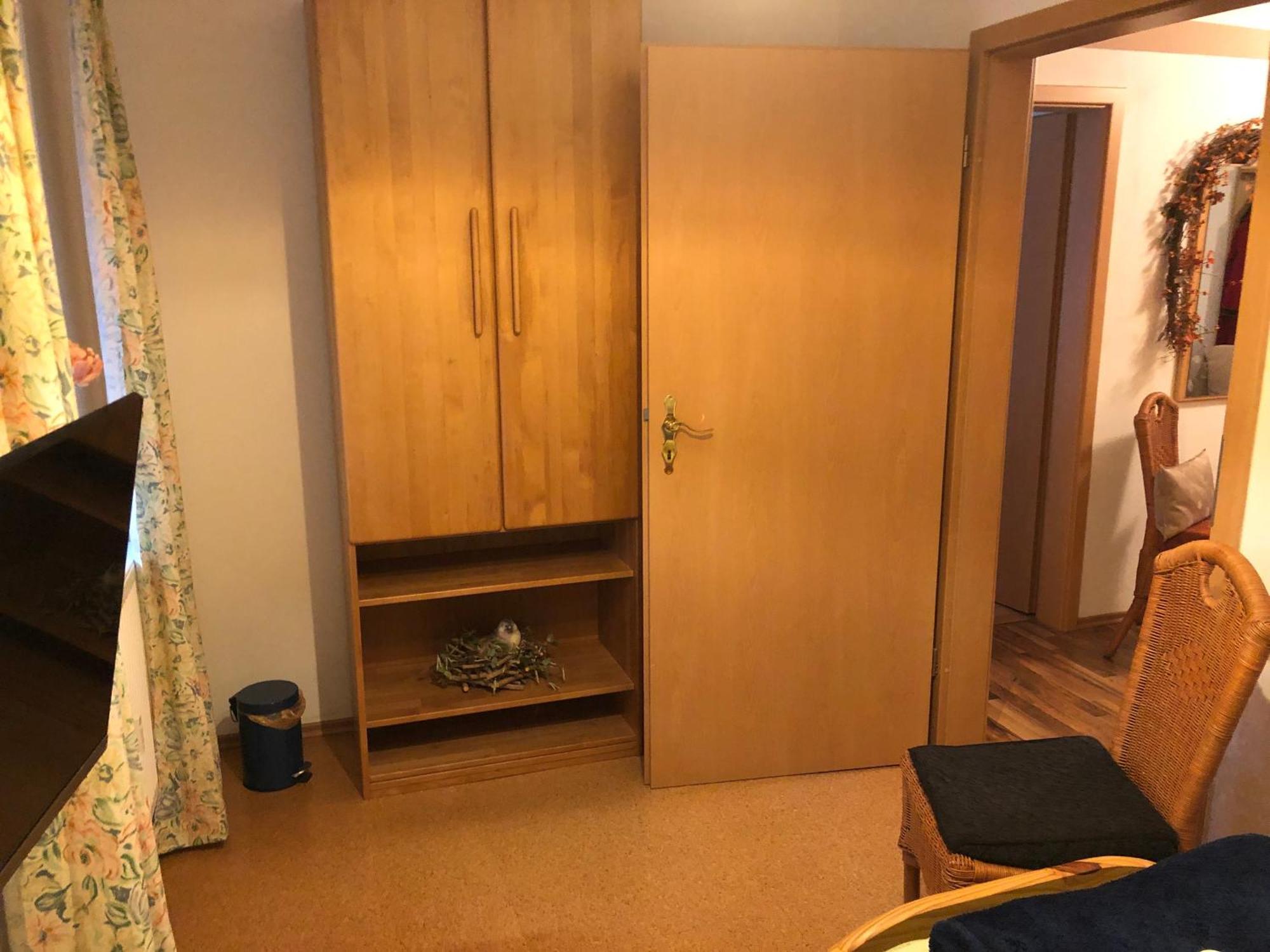 Schoene Ferienwohnung In Bahnhofsnaehe Fuer Urlaub, Studium Oder Arbeit Deggendorf Buitenkant foto
